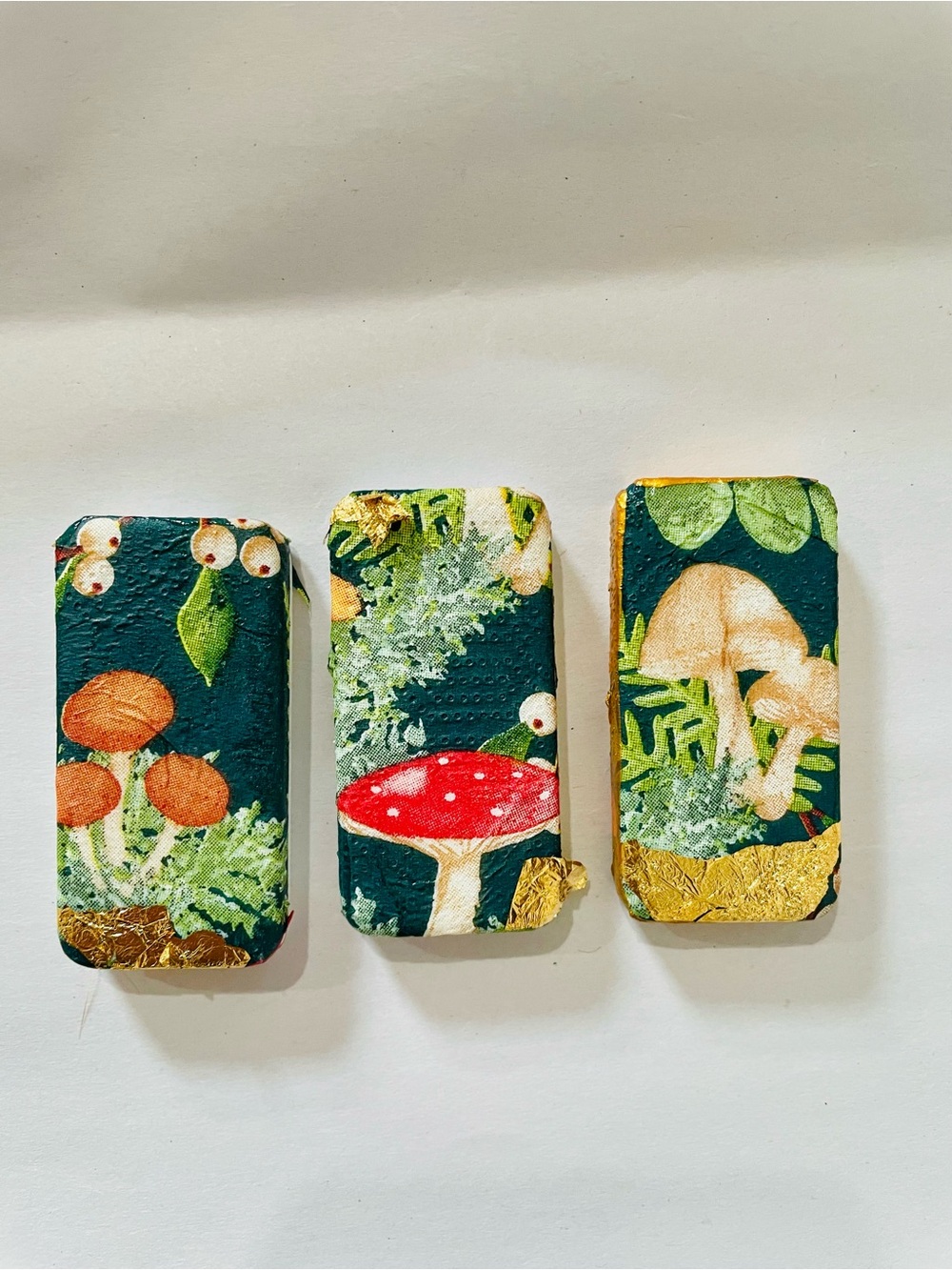 Mushroom Dominos magnets